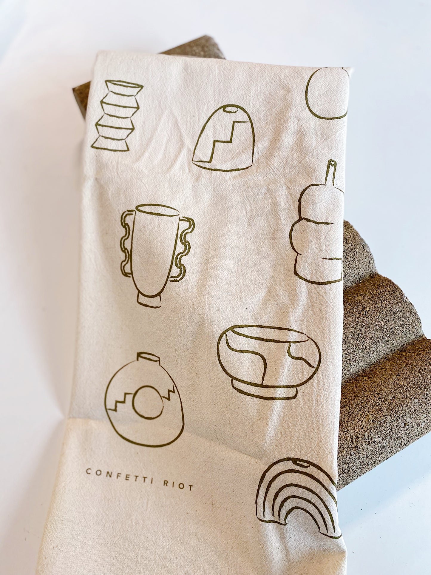Vases Tea Towel - Confetti Riot
